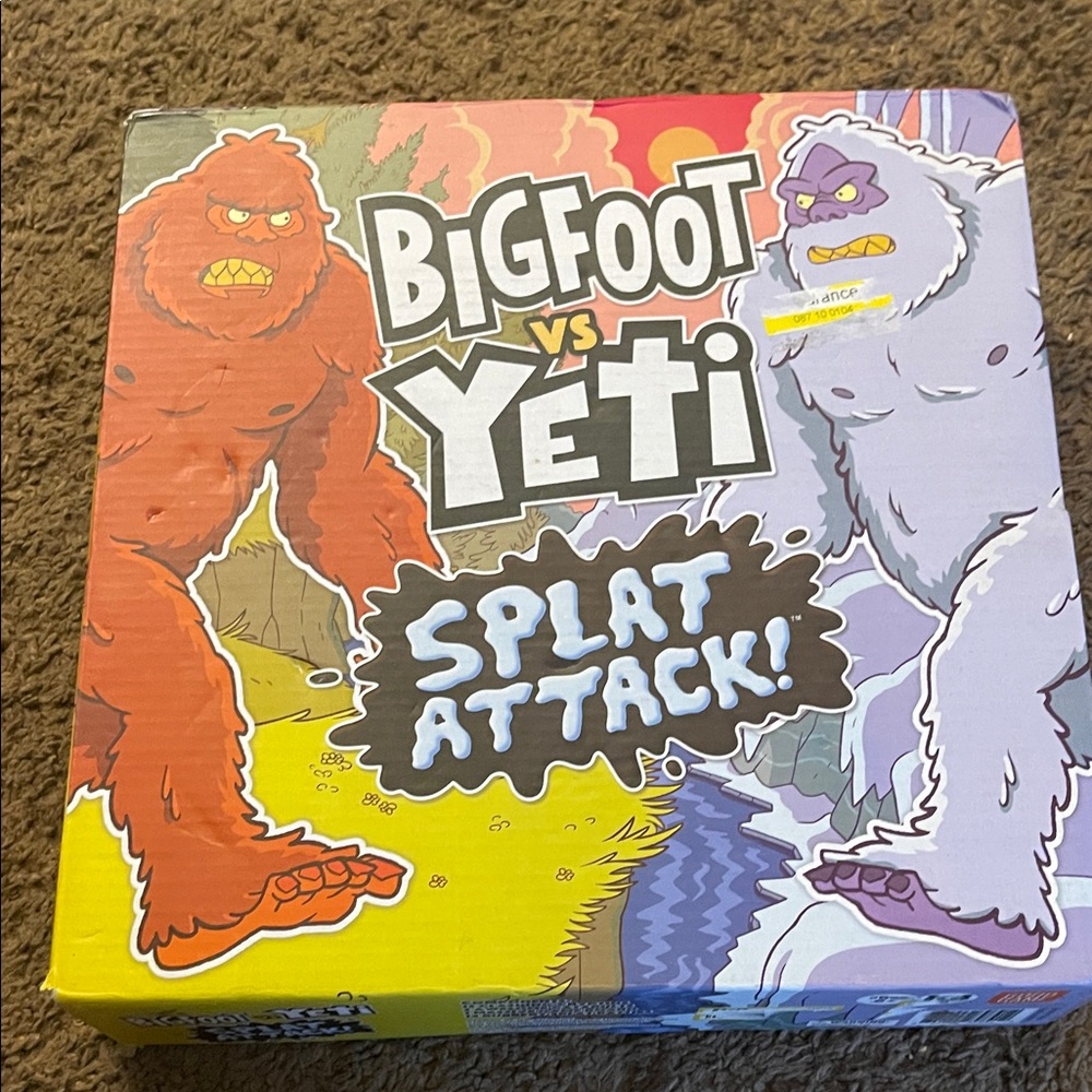 Bigfoot vs Yeti Splat Attack Game